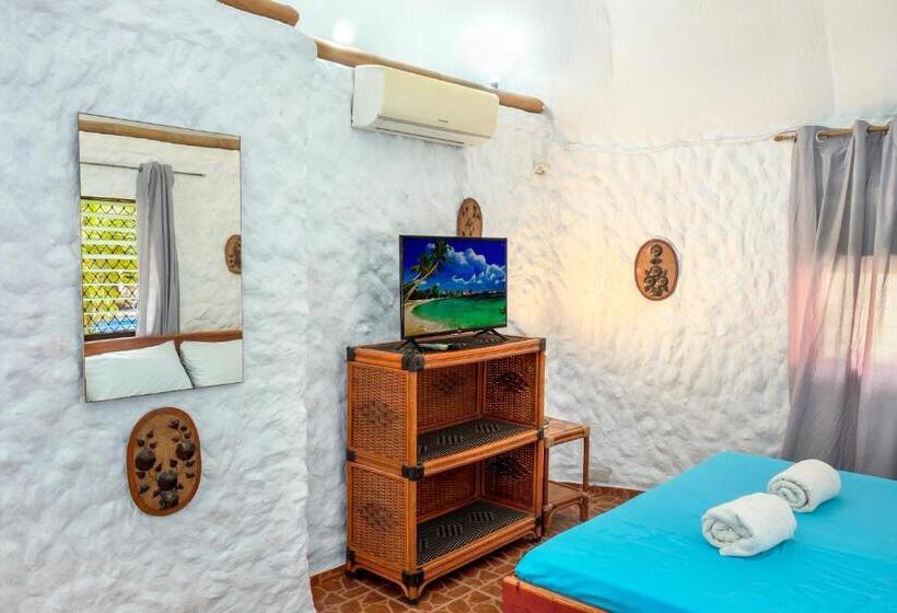 اتاق لوکس, Panglao Chocolate Hills Hostel And Resort