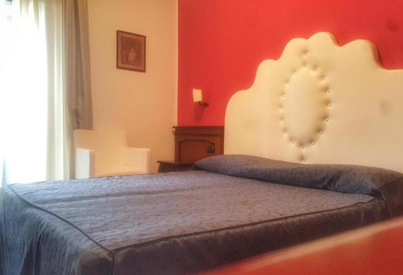 Номер Стандарт, La Bruca Resort