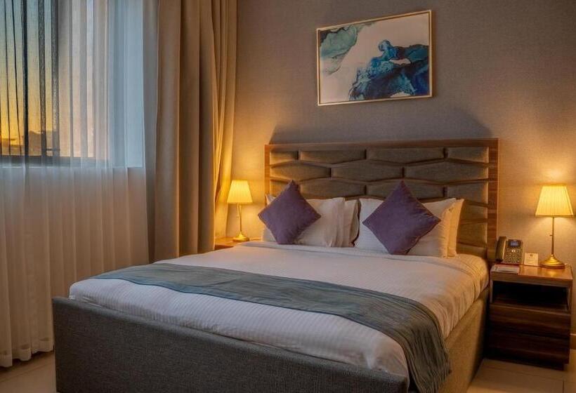 Апартаменты 2 Спальни, Luxe Grand Hotel Apartments
