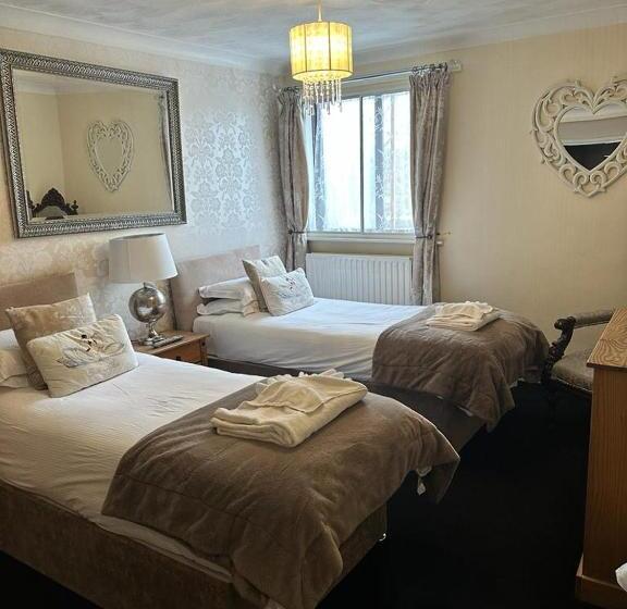 Номер Стандарт, The Swan Inn Salisbury