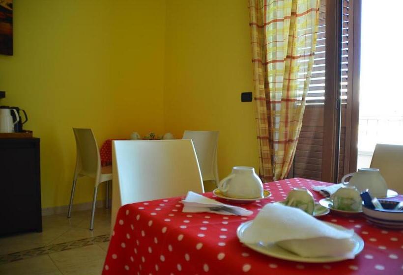 Номер Стандарт с Балконом, B&b Marina