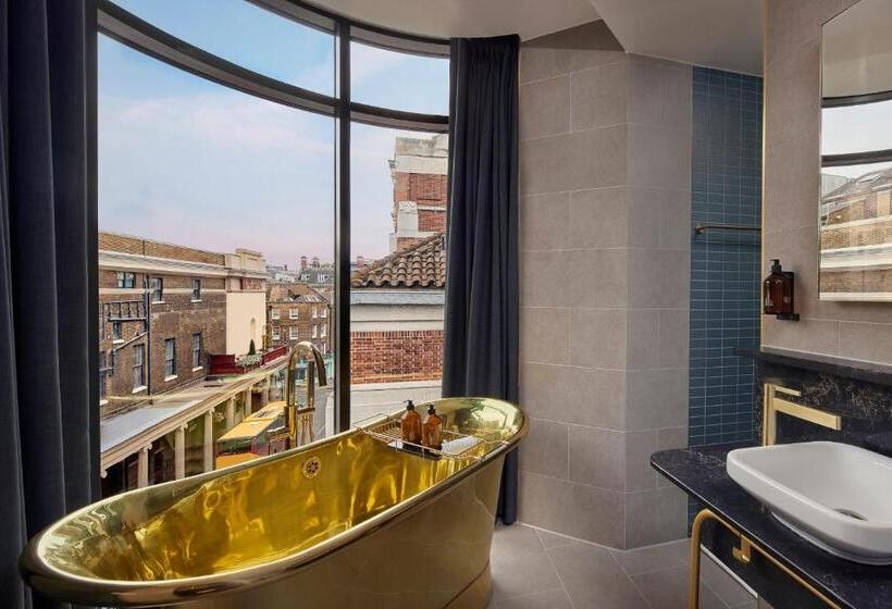 Quarto Deluxe, Amano Covent Garden