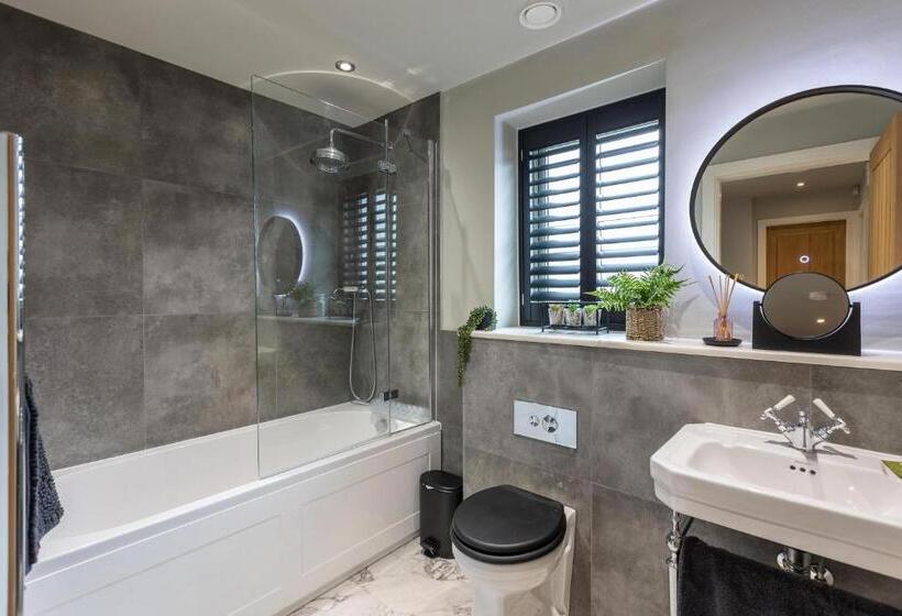 Casa 2 Quartos, Hilltop Snug Cosy Family Home In Bustling Town Of Pateley Bridge In The Yorkshire Dales   Book The C