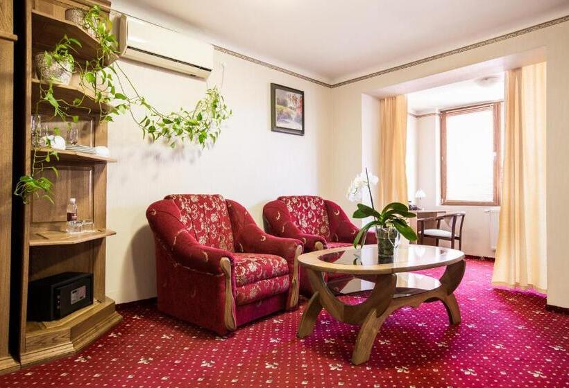 سوییت جونیور, Bukovyna