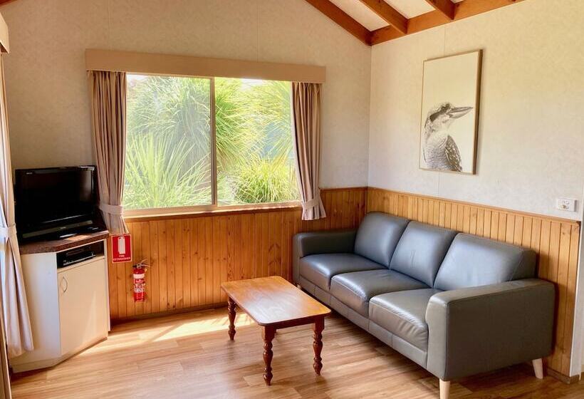 小室, Daysy Hill Country Cottages