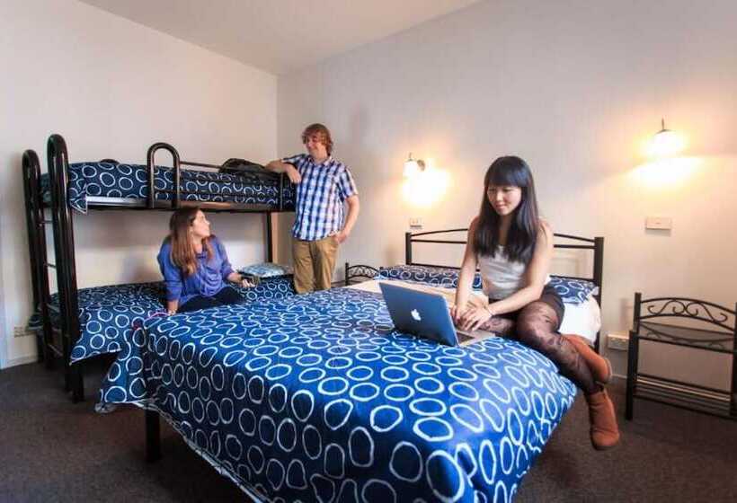 Семейный Номер, Yha Hobart Central