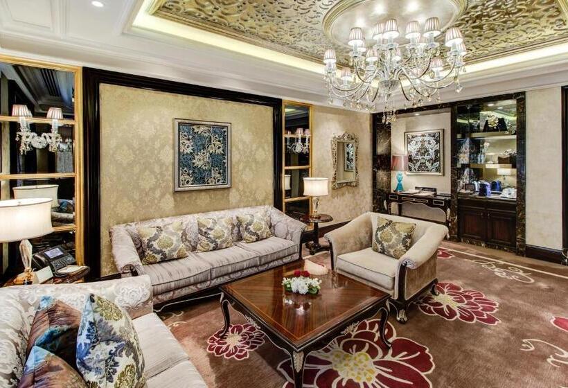 Президентский Люкс, Narcissus Riyadh Hotel & Spa