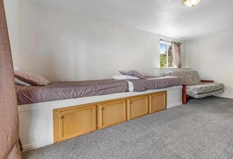 Апартаменты 3 Спальни, Lakeview Condo 941 1