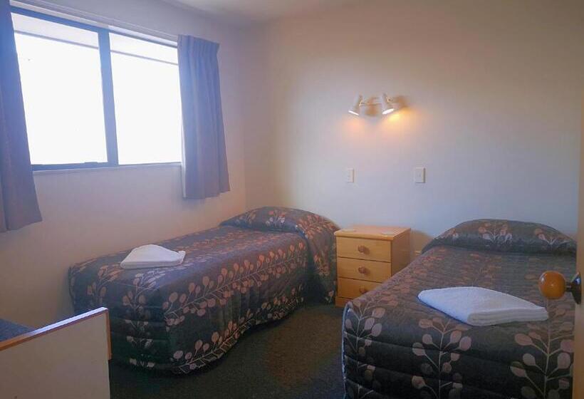 침실 2개 아파트, Aston Court Motel