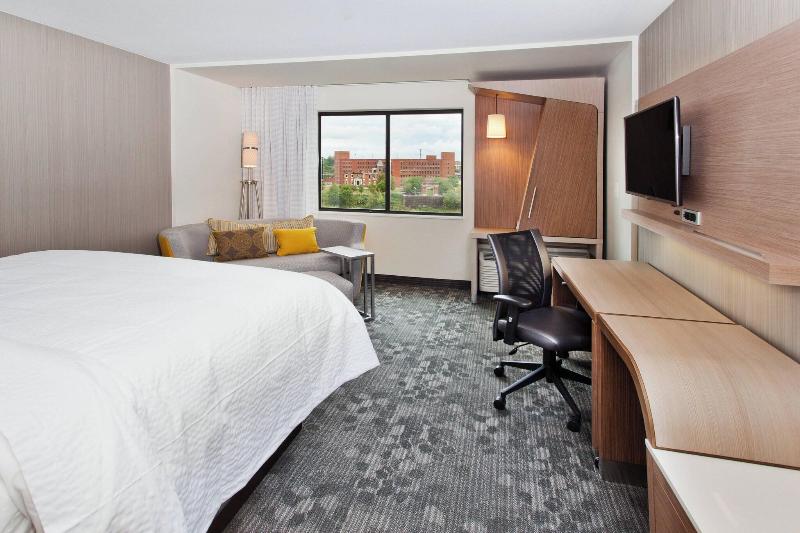 스탠다드 룸 강 전망, Courtyard By Marriott Columbus Phenix City