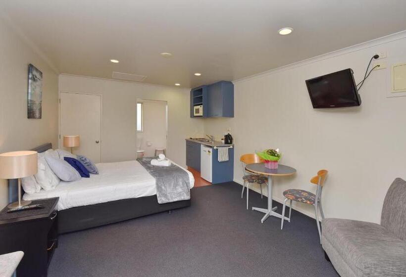 Студия Deluxe, Northcote Motor Lodge