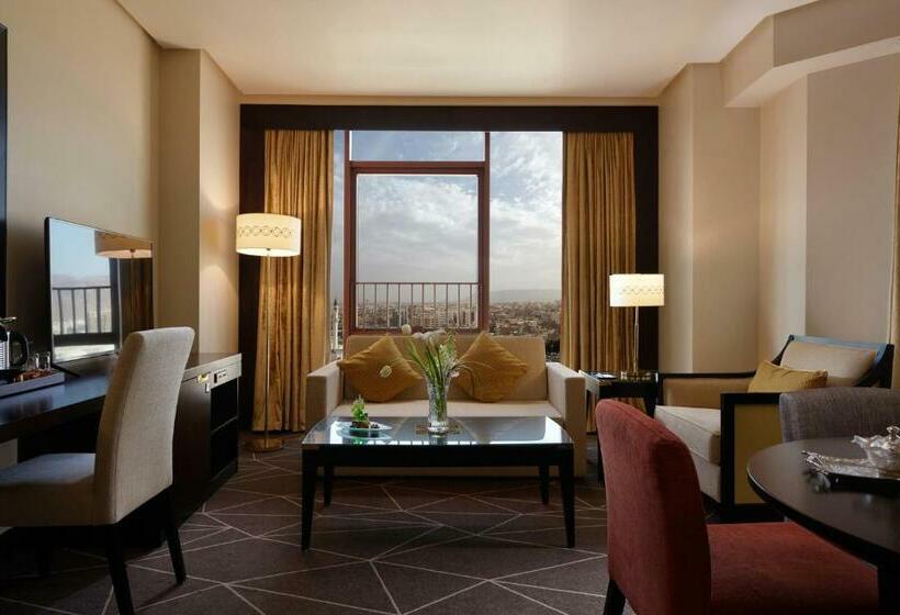 Полулюкс Кровать Кинг, Pullman Zamzam Madina