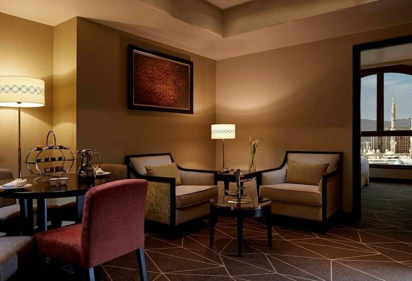 Suite Executiva com Vistas, Pullman Zamzam Madina