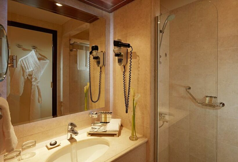 Quarto Superior Vista Cidade, Pullman Zamzam Madina