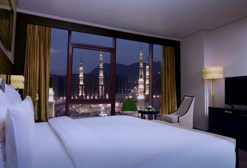 quarto Deluxe Cama King com Vistas, Pullman Zamzam Madina
