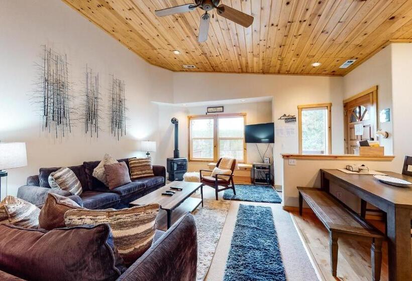 带2个卧室的公寓, Trout Creek Condo