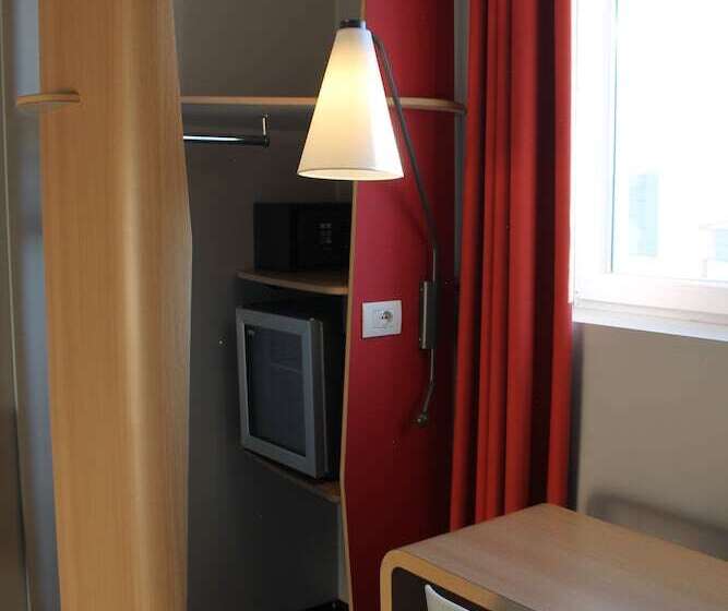 Quarto Estandar, Ibis Milano Fiera