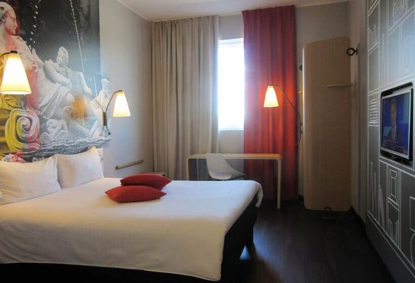 Quarto Estandar Cama Casal, Ibis Milano Fiera