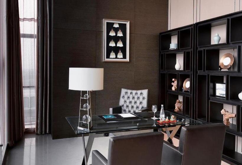 Президентский Люкс, Melia Jinan