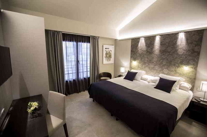 Habitación Triple Estándar, Vincci Mercat