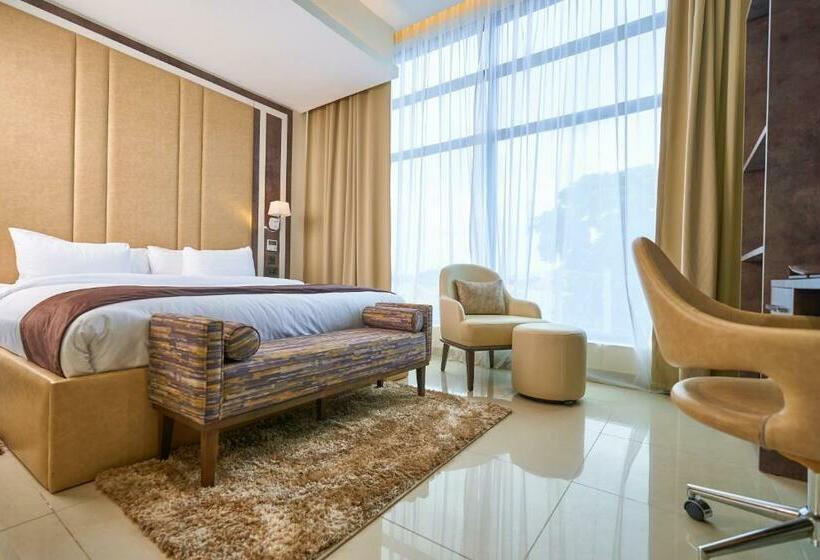 سوییت اجرایی, Monty Suites Lekki