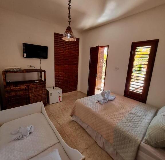 디럭스 룸, Aloha Beach Guest House