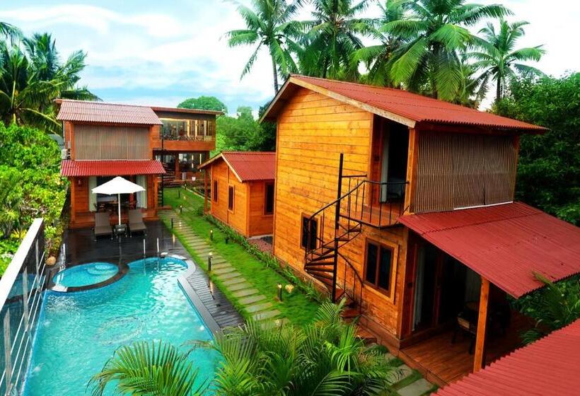 اتاق لوکس, Wooden Ecr Sea Resort