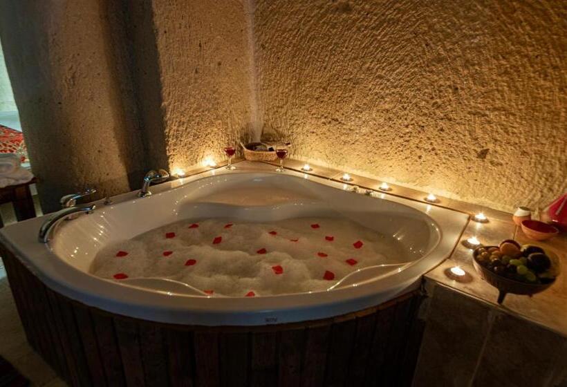 اتاق لوکس, Shiraz Cave Cappadocia