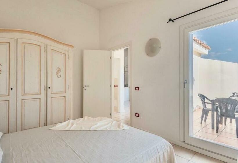 Апартаменты 1 Спальня, Residence Con Piscina A 4 Km Da Baja Sardinia