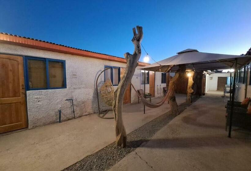 اتاق استاندارد با سرویس بهداشتی مشترک, Casa Tambo