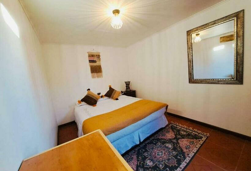 اتاق استاندارد با سرویس بهداشتی مشترک, Casa Tambo