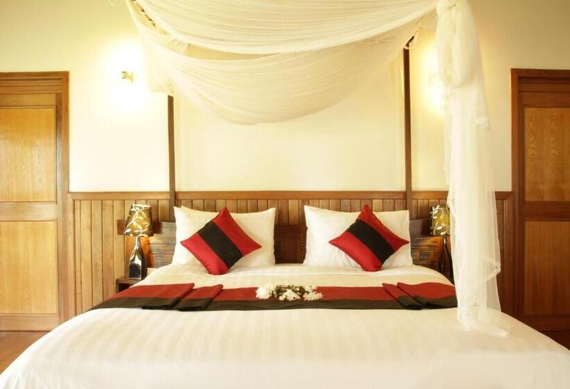 غرفة سوبيريور سرير كينج, Nataya Round House Coral Bay Resort