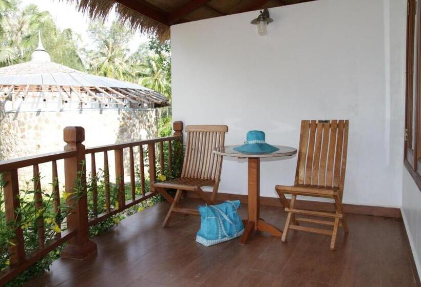 جناح سرير كينج, Nataya Round House Coral Bay Resort
