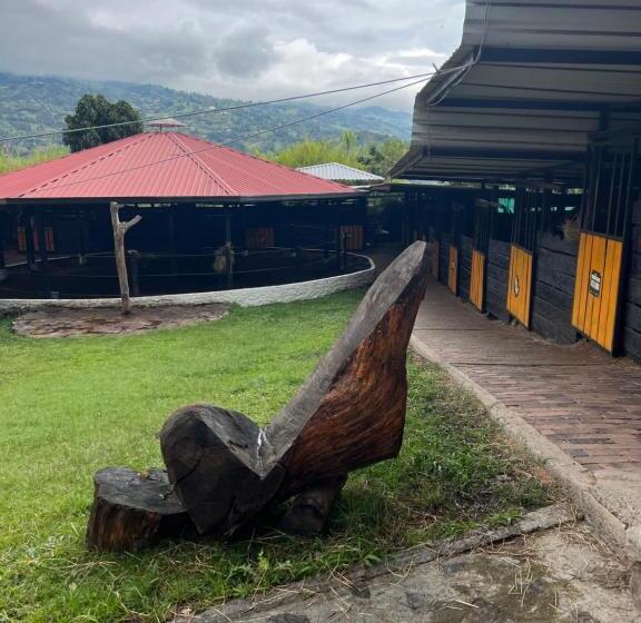 Номер Стандарт, Criadero Las Tres Marías Hospedaje Rural Mi Refugio