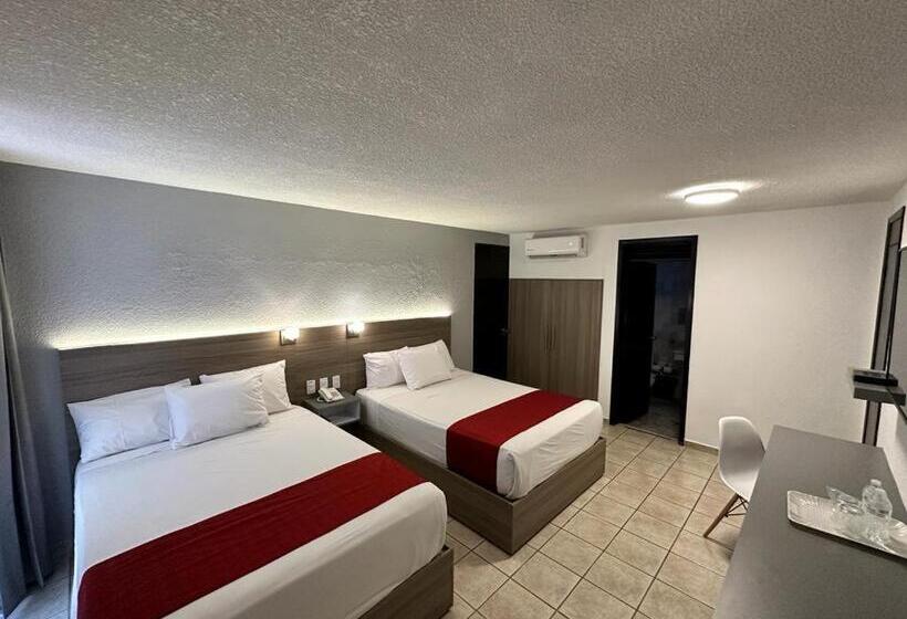 Standard Szoba, Bedd Express Querétaro
