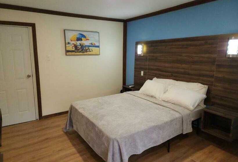 استودیوی استاندارد, Pit Stop Hostel