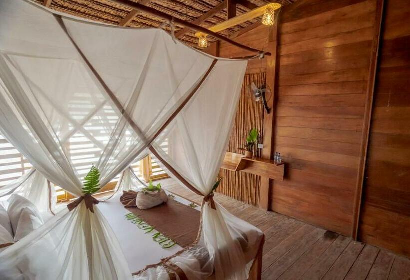디럭스 스위트 킹 침대, Biohotel Arara River