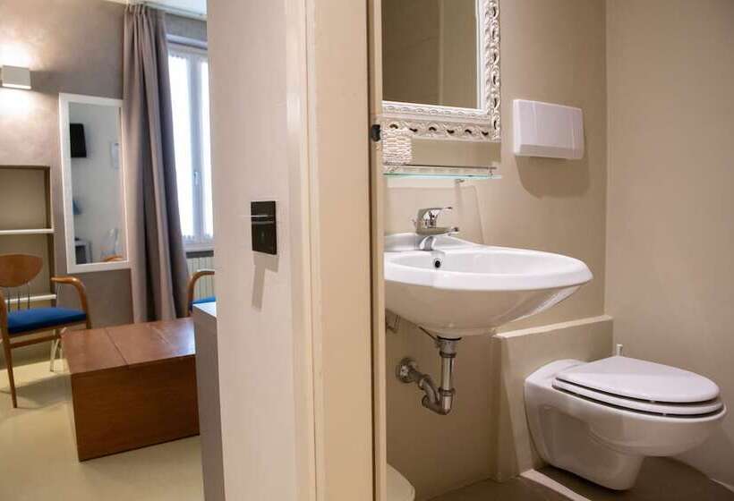 اتاق استاندارد, Alessi Hotel Trattoria