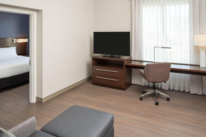 キングサイドベッドのスタンダードワンルーム, Residence Inn By Marriott West Palm Beach Downtown