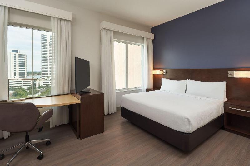 キングサイドベッドのスタンダードワンルーム, Residence Inn By Marriott West Palm Beach Downtown