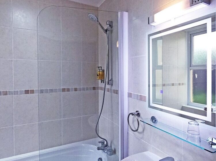 Номер Стандарт, Riviera Lodge