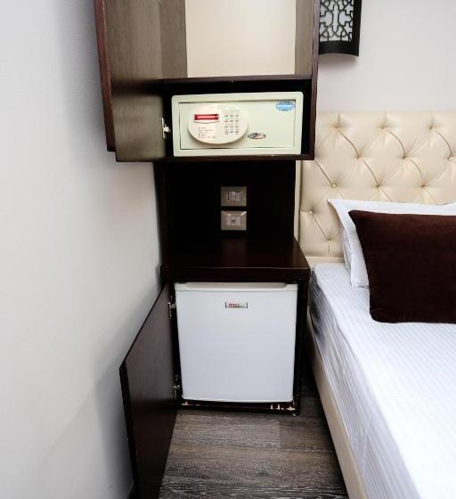スタンダード４人部屋, Town House