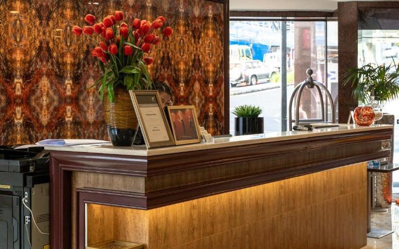프리미엄 룸, Vr Queen Street Hotel & Suites