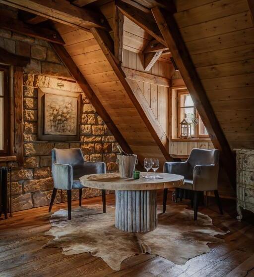 Апартаменты Deluxe 1 Спальня, Silverstone Living