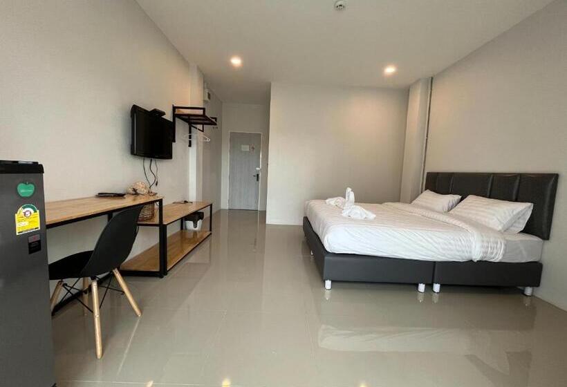 Номер Deluxe Кровать Кинг, Life Hotel Rong Khun