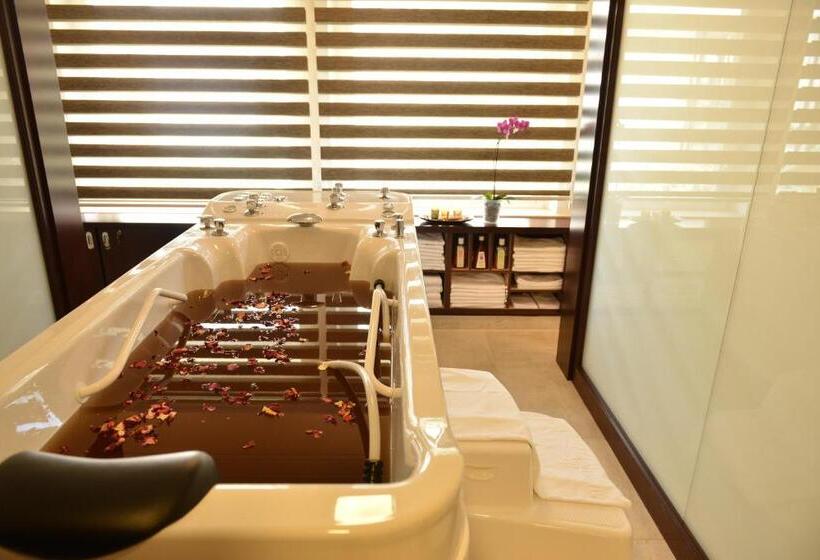 Номер Deluxe, Ea Hotel Atlantic Palace