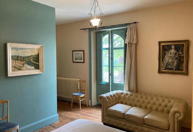 اتاق استاندارد با تخت بزرگ, Chateau De La Boussiniere