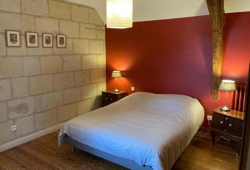 اتاق استاندارد با تخت بزرگ, Chateau De La Boussiniere