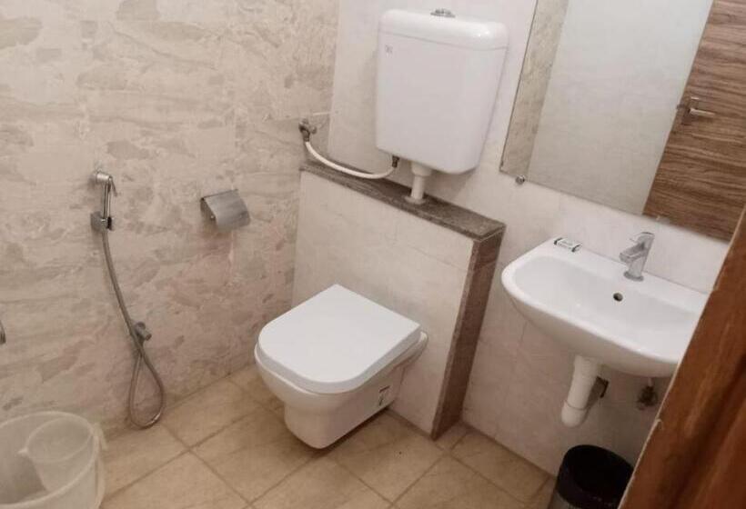 Family Suite, Residenza Adhikrishna Arcade