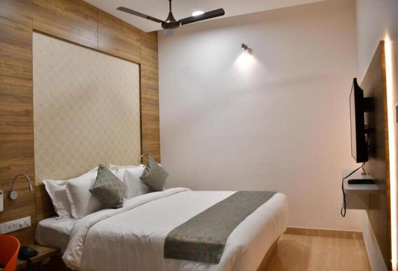 Номер Deluxe, Residenza Adhikrishna Arcade